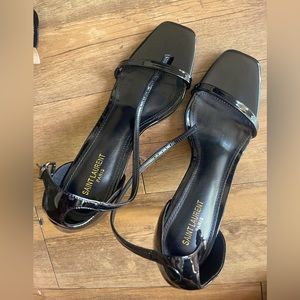 Saint Laurent size 8